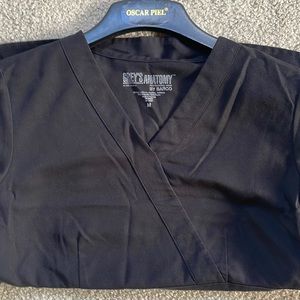 Medium greys anatomy scrub top